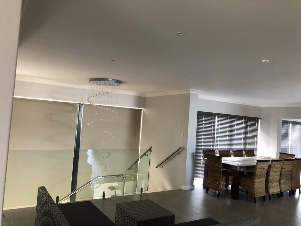 Contemporary built house in the Mossel Bay are by Schoeman Trio Builders.