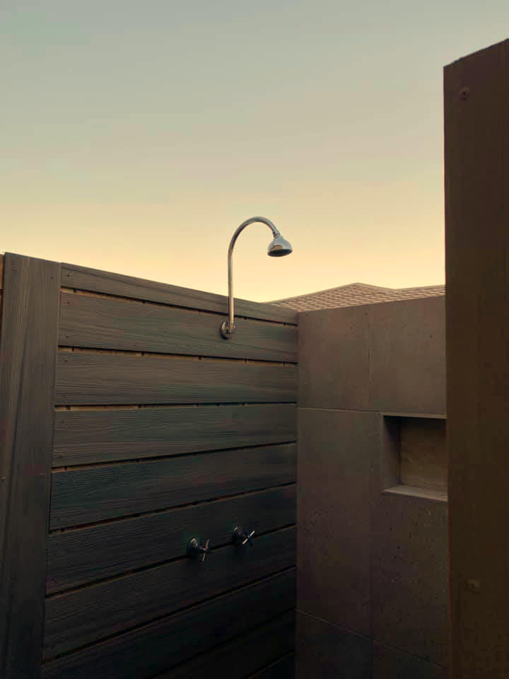 Outside shower - We construct strong contemporary buildings and support our clients with special features. Schoeman Trio Builders, Mossel Bay.