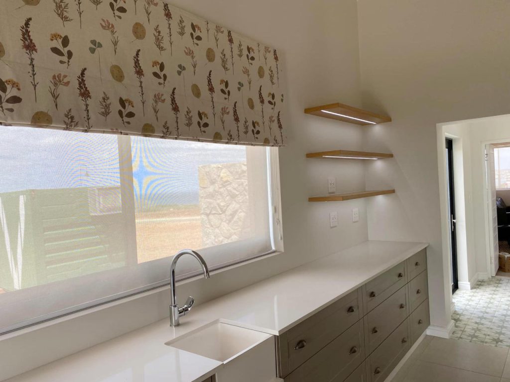 Kitchen of the Renosterbos show house. Schoeman Trio Builders residential building, Hartenbos