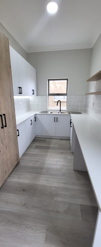 Craftsman style residence, Schoeman Trio Builders, Mossel Bay.