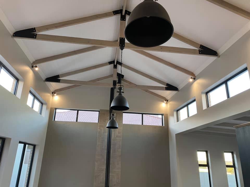 Kitchen - New contemporary face brick construction in the Mossel Bay area by Schoeman Trio Builders