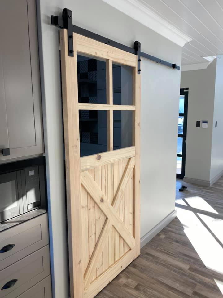 Kitchen - New contemporary face brick construction in the Mossel Bay area by Schoeman Trio Builders