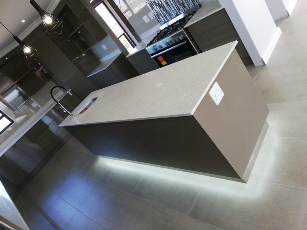 Quality construction - kitchens by Schoeman Trio Builders, Mossel Bay.