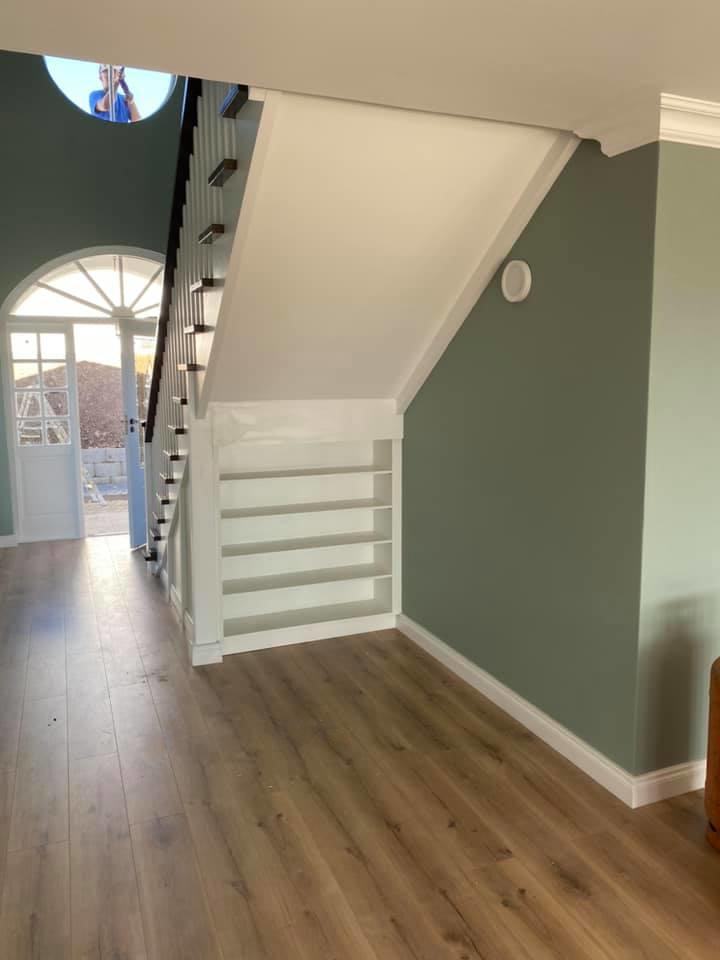 Entranceway - Newly built semi-neoclassical colonial house - Schoeman Trio Builders, Mossel Bay