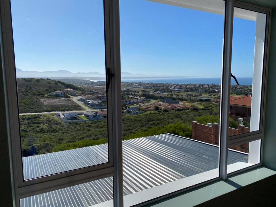 Sea view - Newly built semi-neoclassical colonial house - Schoeman Trio Builders, Mossel Bay