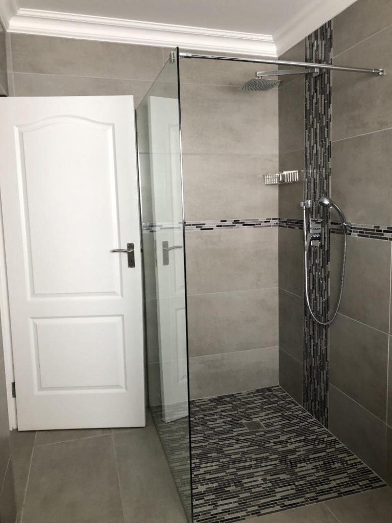 Superior building contractors - bathrooms. Schoeman Trio Builders, Mossel Bay.