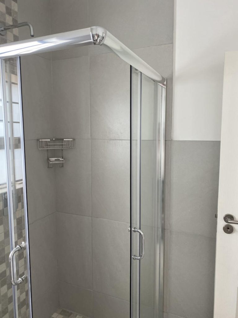 Superior building contractors - bathrooms. Schoeman Trio Builders, Mossel Bay.