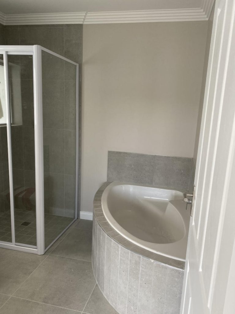 Superior building contractors - bathrooms. Schoeman Trio Builders, Mossel Bay.