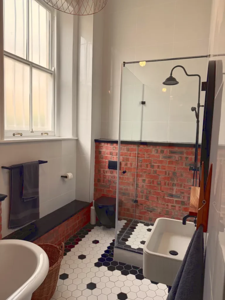 Luxury Stone building conversion Mossel Bay central - Schoeman Trio Builders