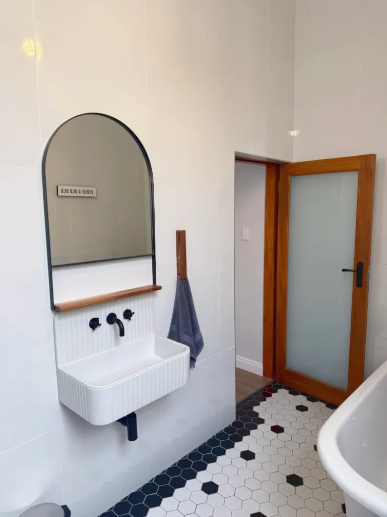 Luxury Stone building conversion Mossel Bay central - Schoeman Trio Builders